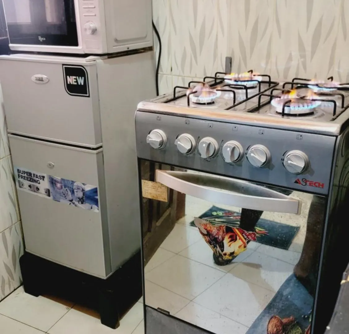 شقة Studio Meuble Tres Accessible Avec Tout Les Commodites Au Environs داكاغْ السنغال